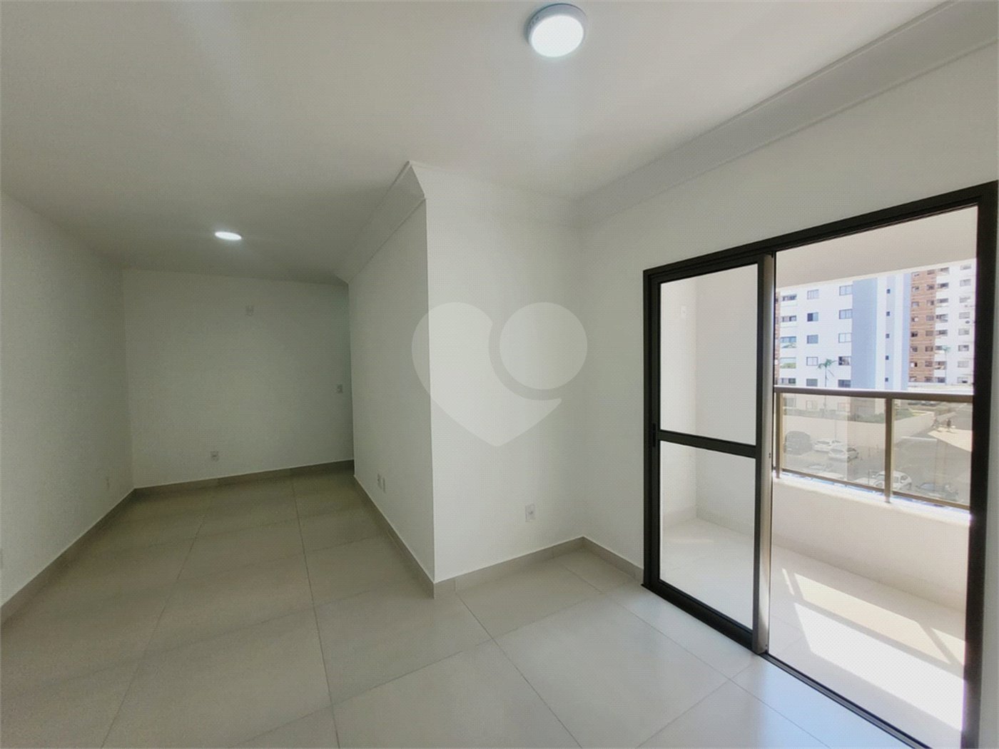 Apartamento para alugar com 2 quartos, sendo 1 suíte, em Jardim Santiago, Indaiatuba, SP