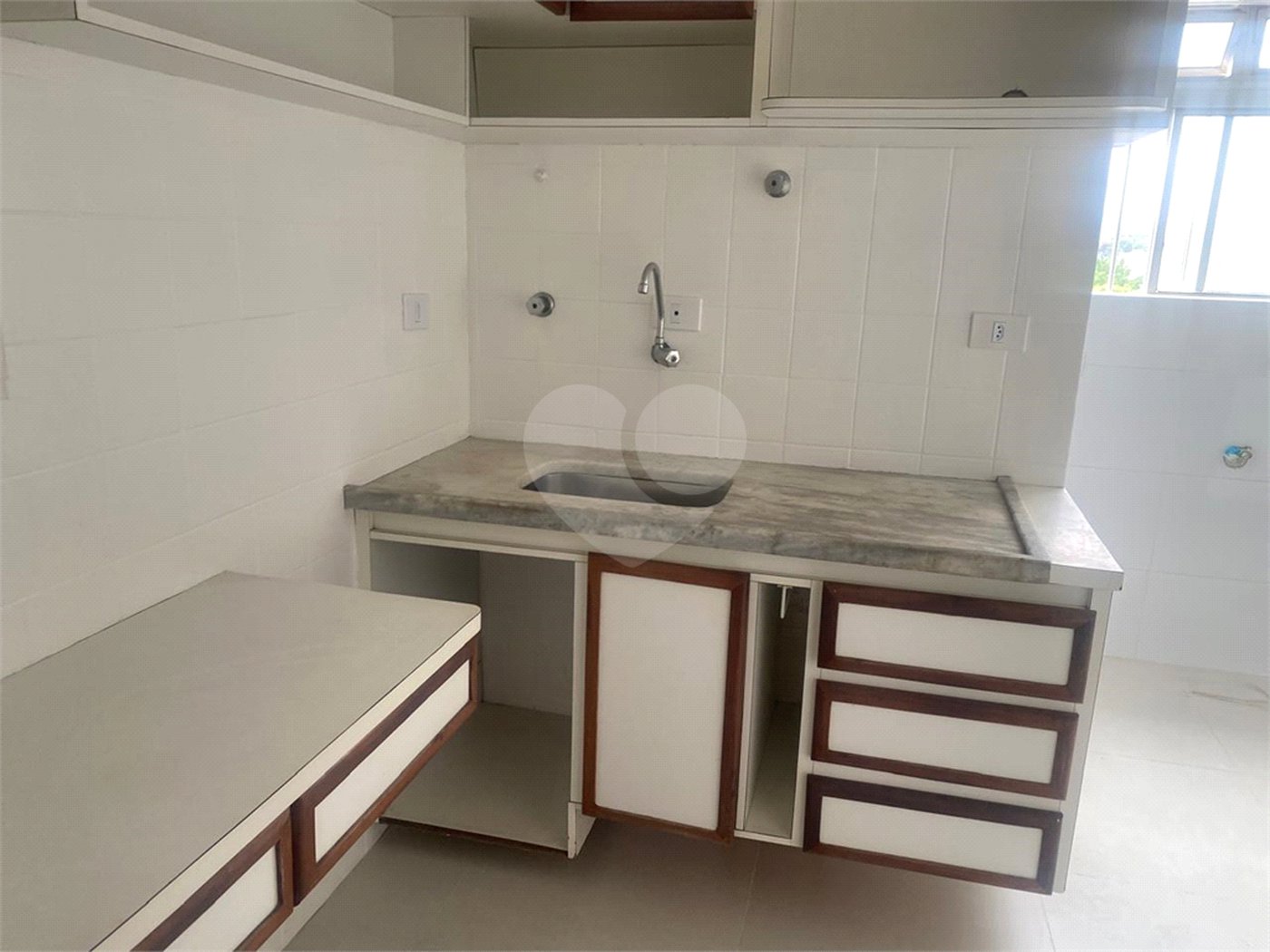 Apartamento à venda com 3 quartos em Vila Leonor, Guarulhos, SP