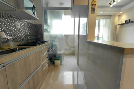 Apartamento à venda com 2 quartos em Lapa, São Paulo, SP