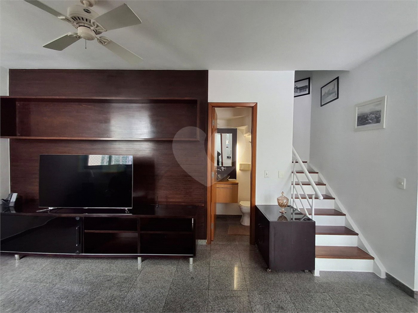 Apartamento à venda ou para alugar com 2 suítes em Indianópolis, São Paulo, SP