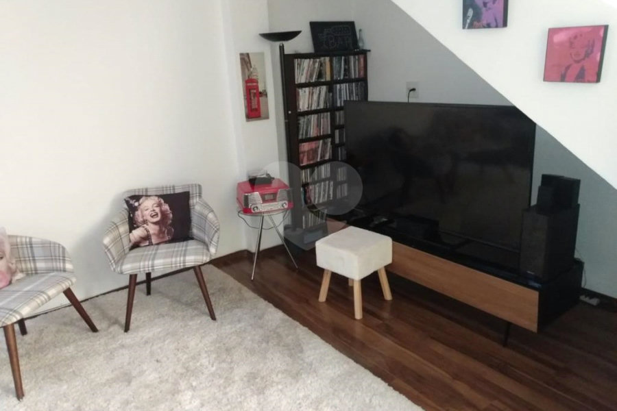 Sobrado à venda com 3 quartos, sendo 2 suítes, em Vila Mariana, São Paulo, SP