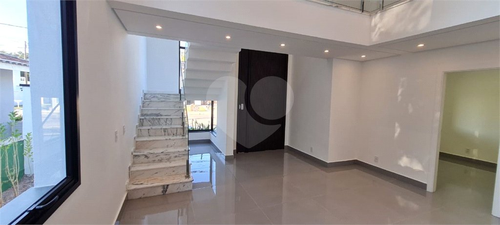 Casa à venda com 3 suítes no condomínio Reserva dos Vinhedos, Louveira - SP