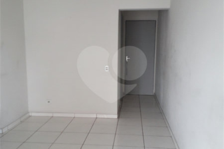 Apartamento à venda com 3 quartos em Vila Suzana, São Paulo, SP