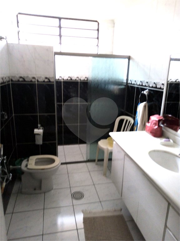 Sobrado à venda com 4 quartos, sendo 1 suíte, em Vila Cordeiro, São Paulo, SP