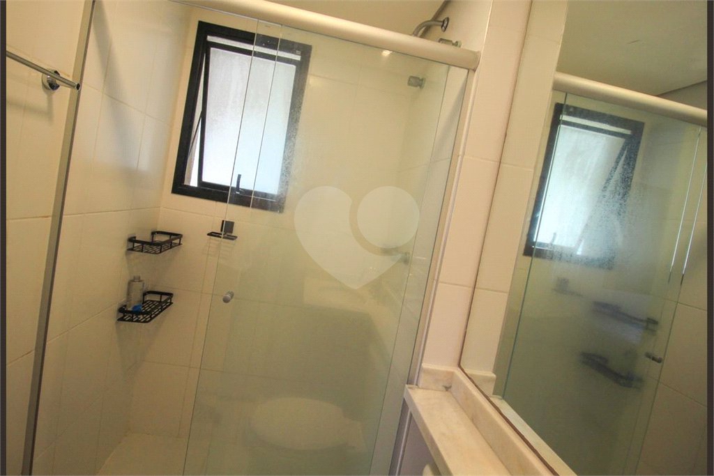 Apartamento à venda com 3 quartos, sendo 1 suíte,  em Mooca, São Paulo, SP
