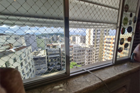 Apartamento à venda com 3 quartos, sendo 1 suíte, em Tijuca, Rio de Janeiro, RJ