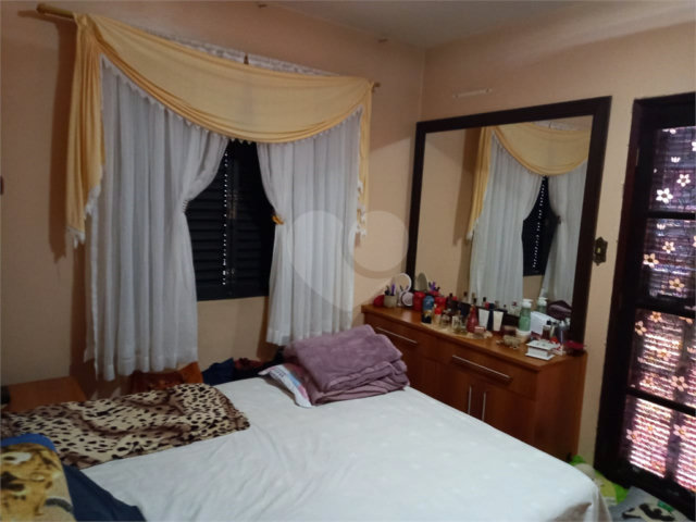 Sobrado à venda com 3 quartos em Santana, São Paulo, SP