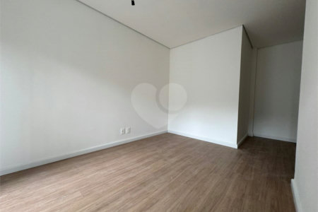 Apartamento à venda com 3 suítes em Tucuruvi, São Paulo, SP