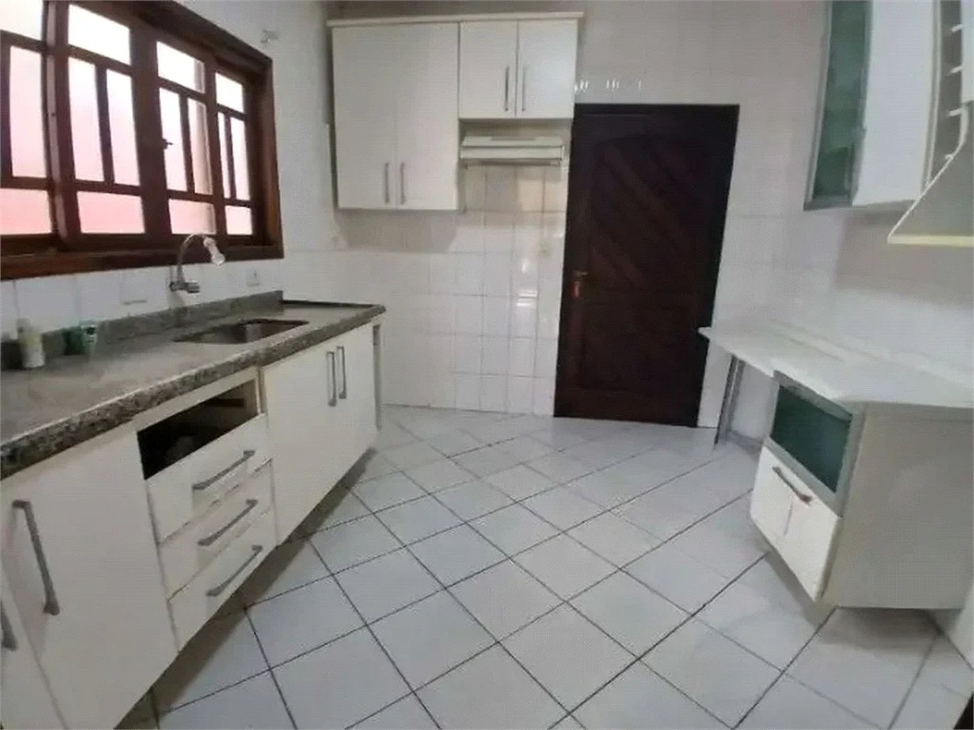Sobrado à venda com 3 suítes em Vila São Silvestre, São Paulo, SP