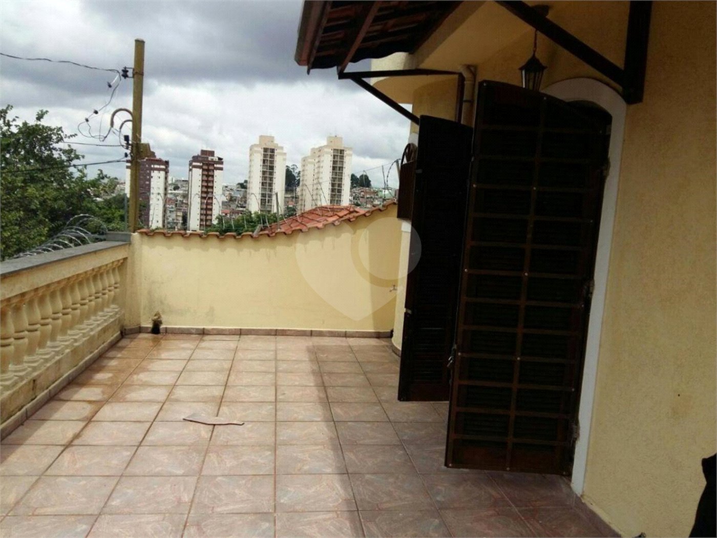 Casa à venda com 3 quartos, sendo 1 suíte, em Jardim Piqueroby, São Paulo, SP