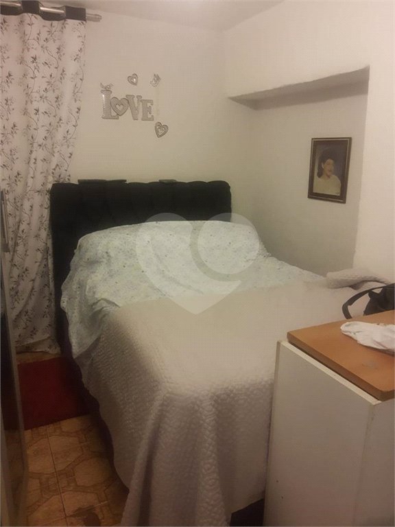 Casa à venda com 2 quartos em Vila Nova Galvão, São Paulo, SP