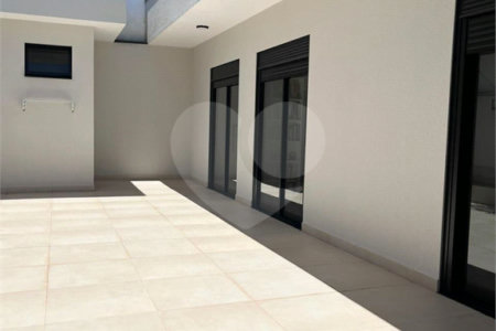 Casa à venda com 3 quartos, sendo 1 suíte, no condomínio Cond Laguna, Indaiatuba - SP