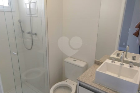 Apartamento à venda com 3 suítes em Vila Anastácio, São Paulo, SP