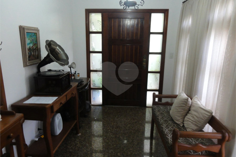 Sobrado à venda com 4 quartos, sendo 2 suítes,  em Mandaqui, São Paulo, SP