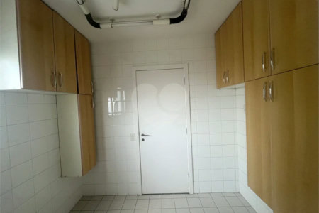 Apartamento à venda com 4 quartos, sendo 3 suítes, em Santana, São Paulo, SP