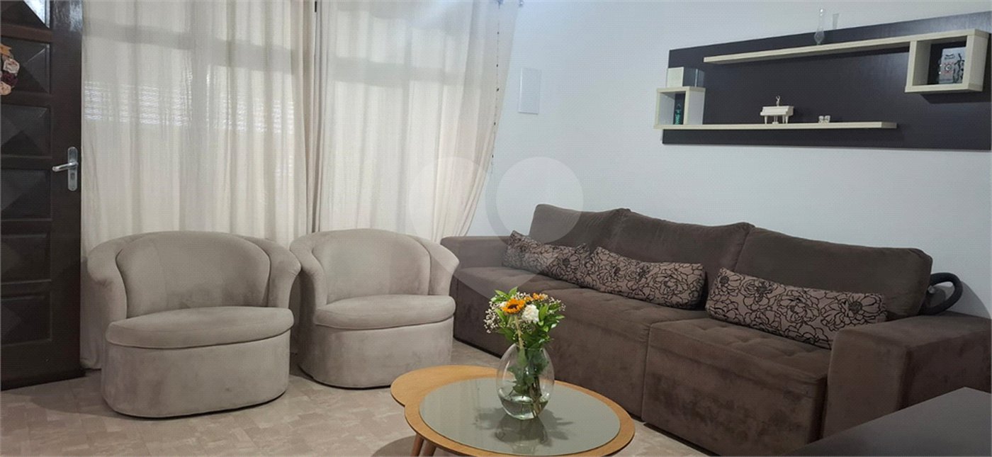 Casa à venda com 4 quartos, sendo 2 suítes, em Mandaqui, São Paulo, SP