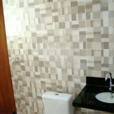Sobrado à venda com 3 quartos, sendo 1 suíte, em Vila Mazzei, São Paulo, SP