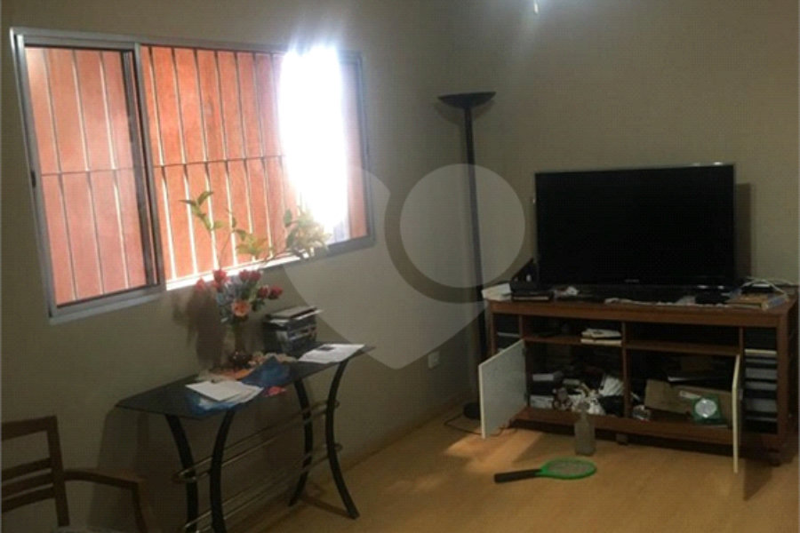 Casa à venda com 3 quartos em Campo Limpo, São Paulo, SP