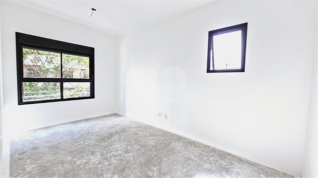 Apartamento à venda com 3 quartos, sendo 2 suítes, em Brooklin, São Paulo, SP