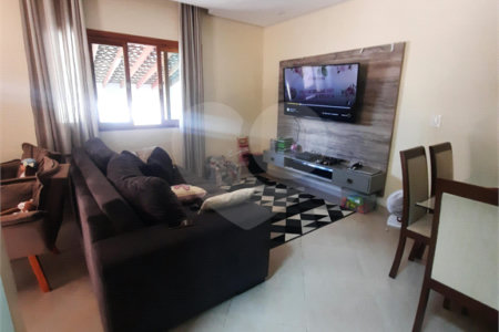 Sobrado à venda com 3 quartos, sendo 1 suíte,  em Jardim Nathalie, Mogi das Cruzes, SP