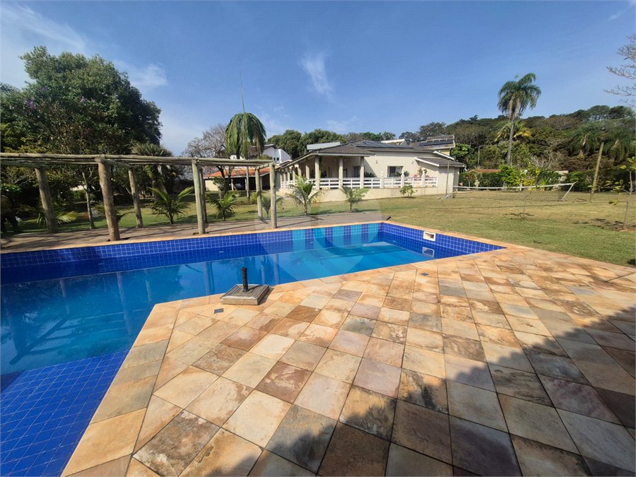 Casa Térrea à venda ou para alugar com 4 suítes em Jardim Paulista, Atibaia, SP