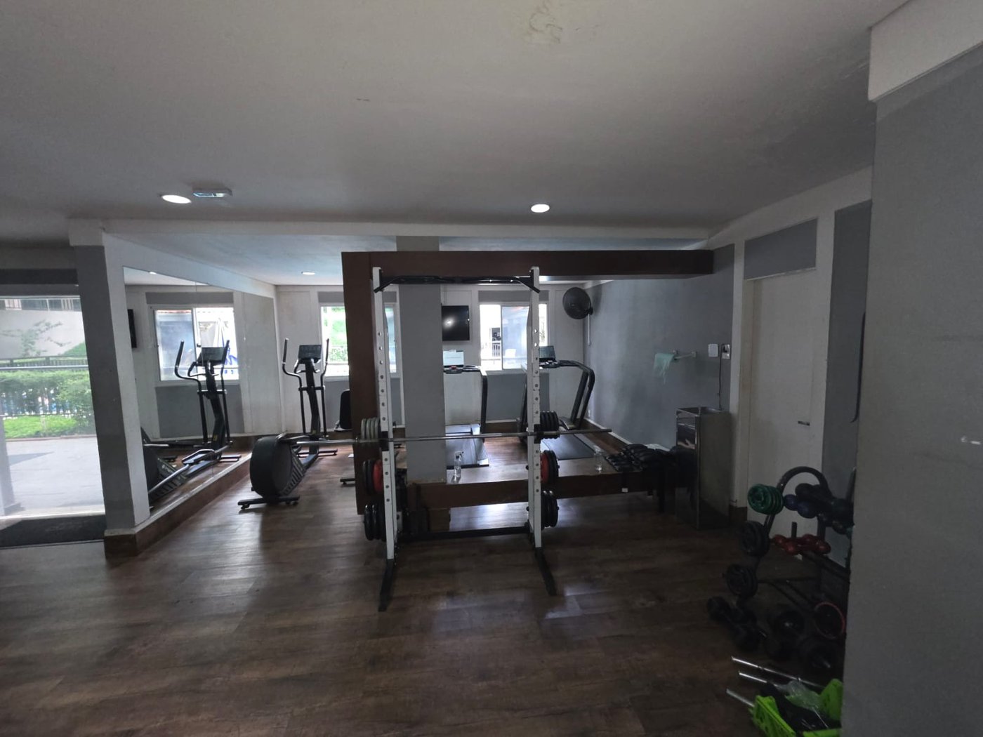 Apartamento à venda com 3 quartos, sendo 1 suíte, em Vila Augusta, Guarulhos, SP