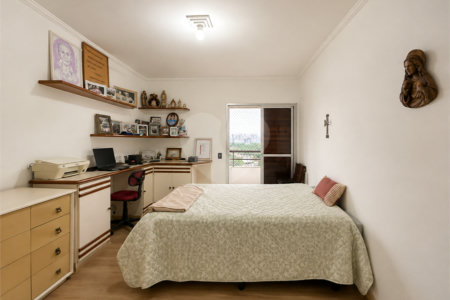 Apartamento à venda com 3 quartos, sendo 1 suíte, em Alto da Boa Vista, São Paulo, SP