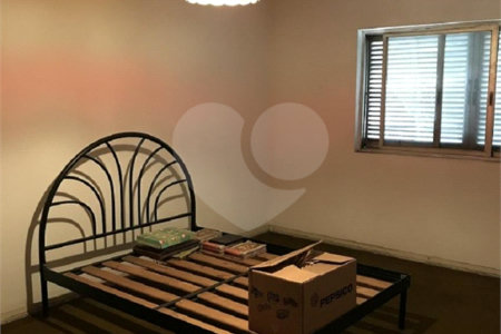 Casa à venda com 5 quartos, sendo 2 suítes, em Planalto Paulista, São Paulo, SP