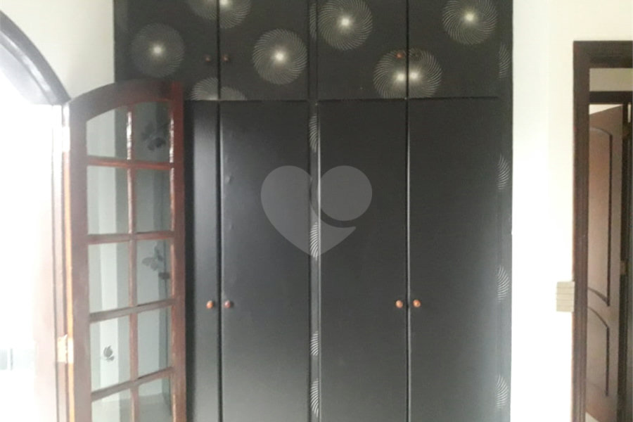 Sobrado à venda com 4 quartos, sendo 1 suíte, em Jaçanã, São Paulo, SP