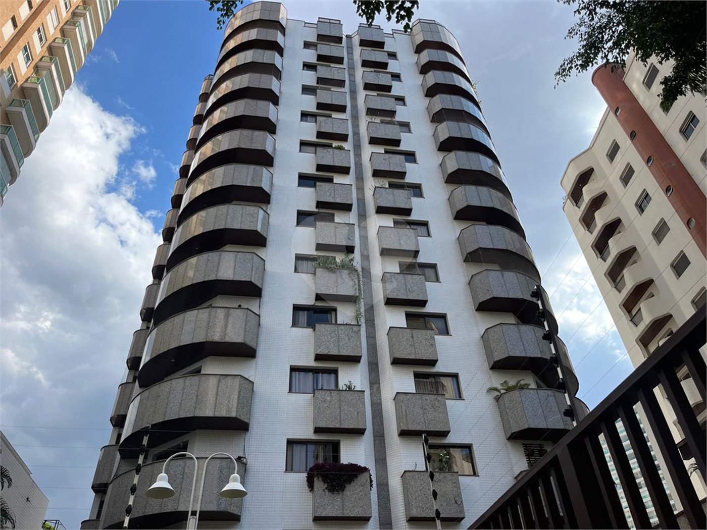 Apartamento à venda com 3 suítes em Santana, São Paulo, SP