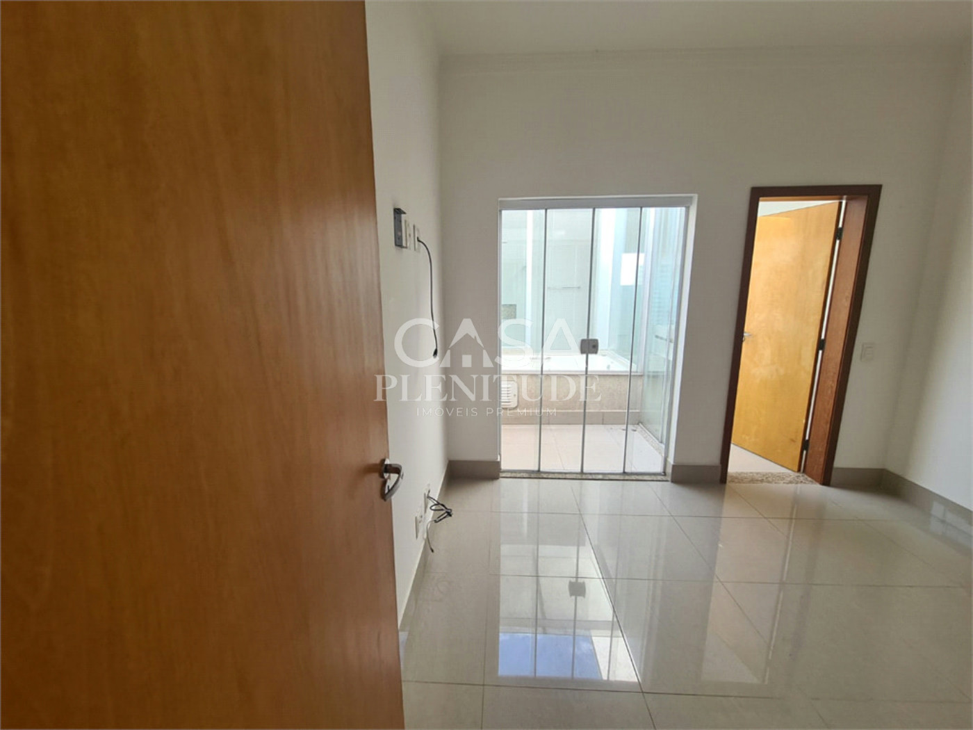 Casa em condomínio à venda com 3 suítes, em Iporanga, Sorocaba, SP