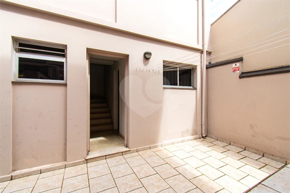 Casa à venda com 3 quartos, sendo 1 suíte, em Brooklin, São Paulo, SP
