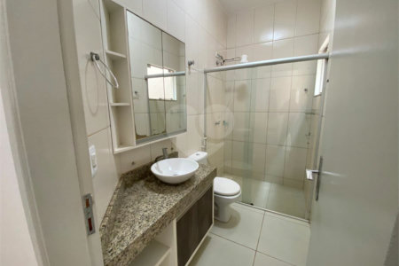Casa à venda com 3 quartos, sendo 1 suíte,  em Jardim Jamaica, Ponta Porã, MS