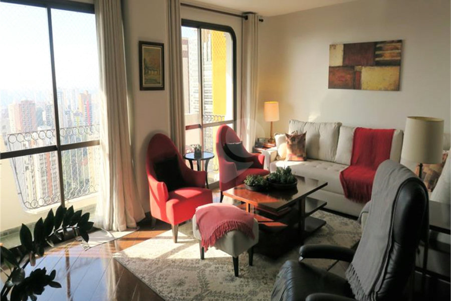 Apartamento à venda com 4 quartos, sendo 2 suítes,  em Morumbi, São Paulo, SP