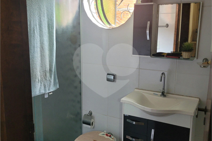 Sobrado à venda com 3 quartos, sendo 1 suíte,  em Tremembé, São Paulo, SP