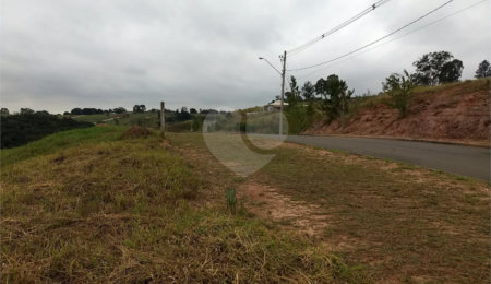 Terreno à venda no condomínio Parque dos Manacás, Jundiaí - SP