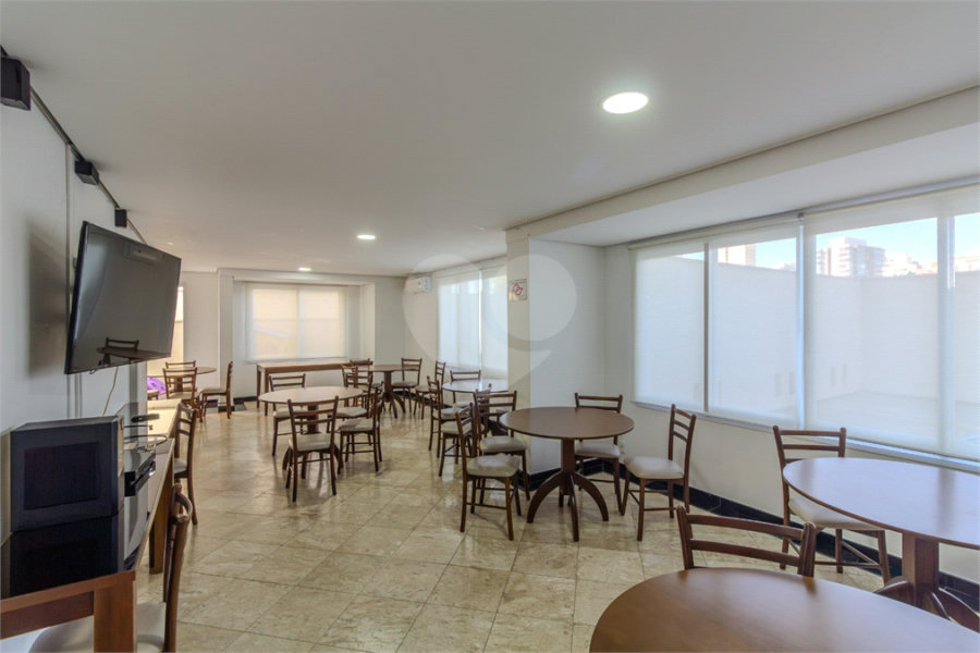Apartamento à venda com 3 suítes em Vila Romana, São Paulo, SP