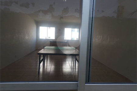 Apartamento à venda com 3 quartos, sendo 1 suíte, em Vila Santana, Mogi das Cruzes, SP