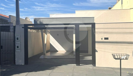 Casa à venda com 4 quartos em Vila Cidade Industrial (vila Xavier), Araraquara, SP