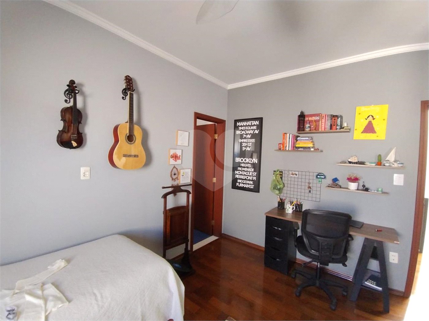 Casa à venda ou para alugar com 3 suítes em Jardim Itália, Itapetininga, SP