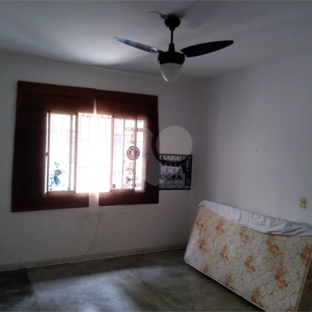 Casa à venda com 5 quartos, sendo 1 suíte,  em Cambuci, São Paulo, SP