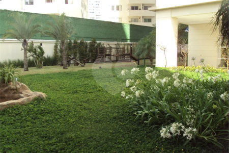 Apartamento à venda com 3 quartos, sendo 2 suítes,  em Granja Julieta, São Paulo, SP