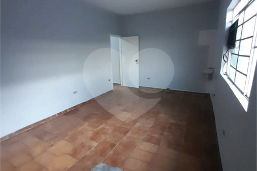 Casa Térrea para alugar com 5 quartos em Campo Limpo, São Paulo, SP