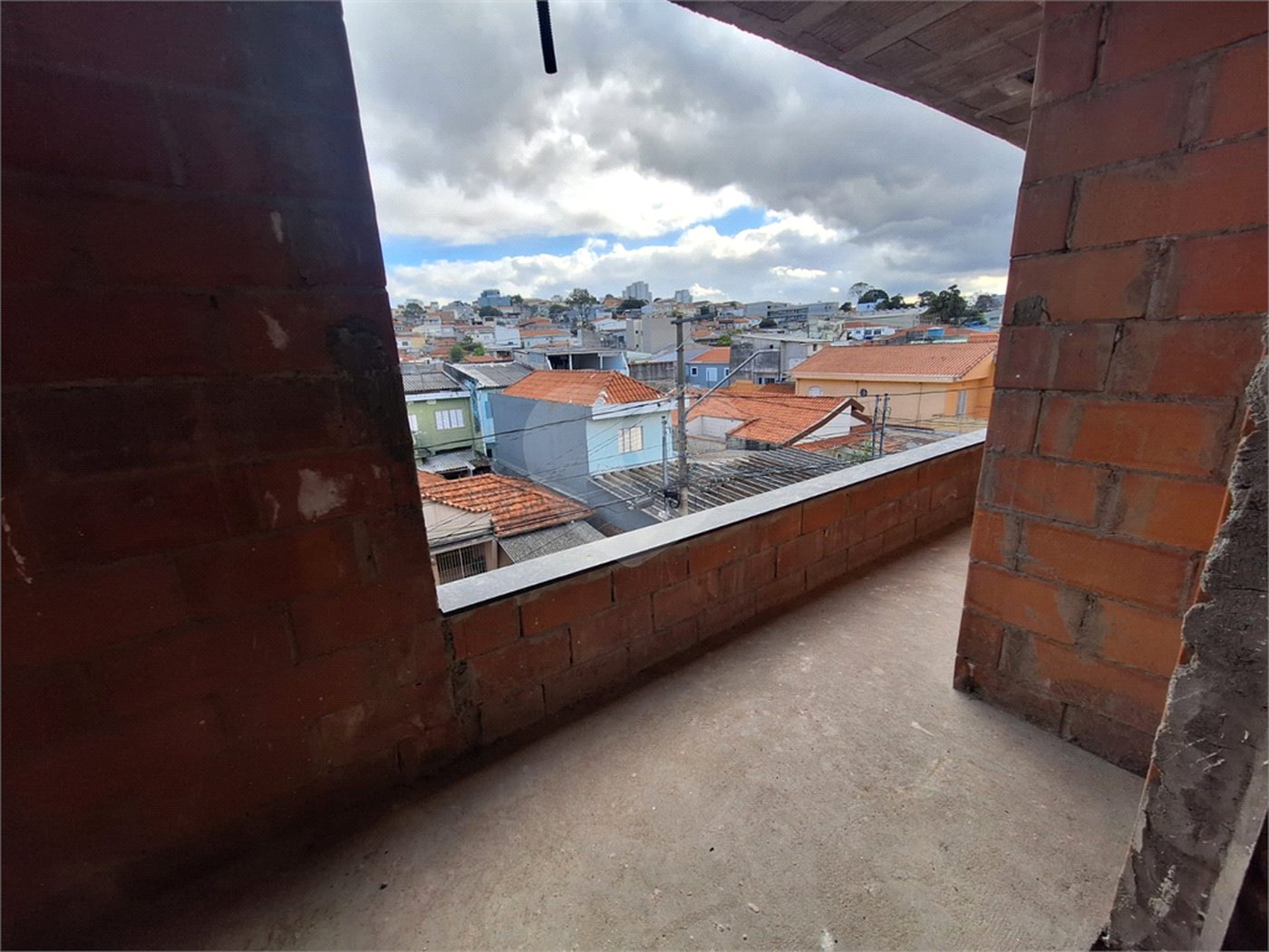 Casa à venda com 2 quartos no condomínio Ângelo Calandrino, São Paulo - SP