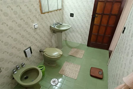 Sobrado à venda com 3 quartos, sendo 1 suíte, em Jardim Novo Mundo, São Paulo, SP