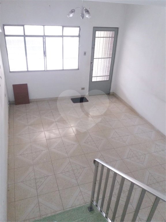 Sobrado à venda com 3 quartos, sendo 1 suíte, em Vila Gustavo, São Paulo, SP