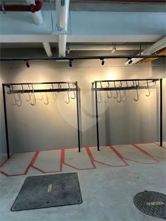 Apartamento à venda com 3 quartos, sendo 1 suíte, em Vila Anastácio, São Paulo, SP