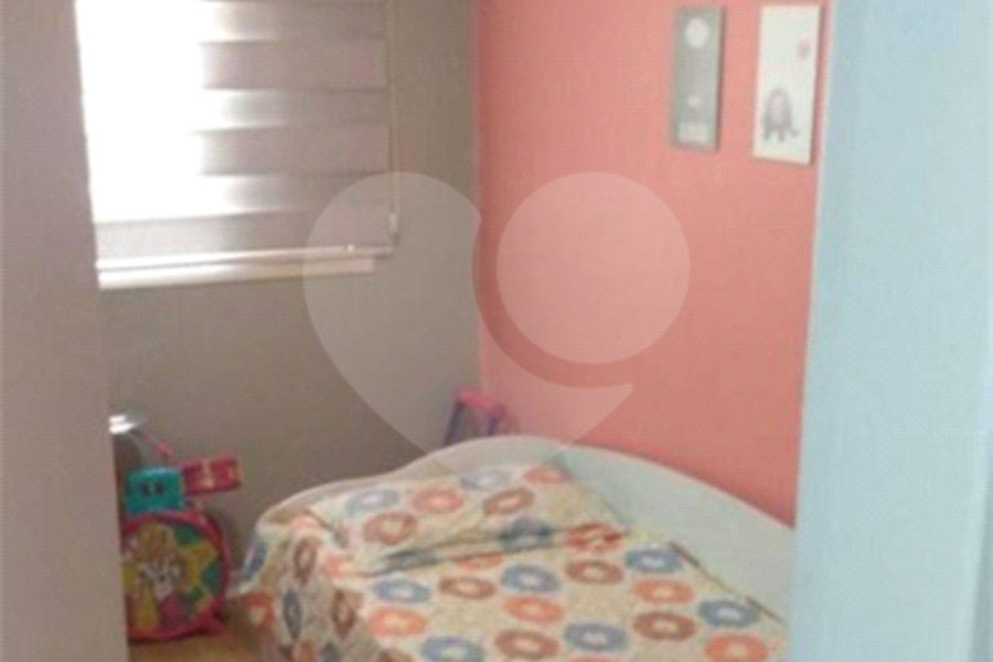 Casa à venda com 3 quartos, sendo 1 suíte, em Vila Rio de Janeiro, Guarulhos, SP