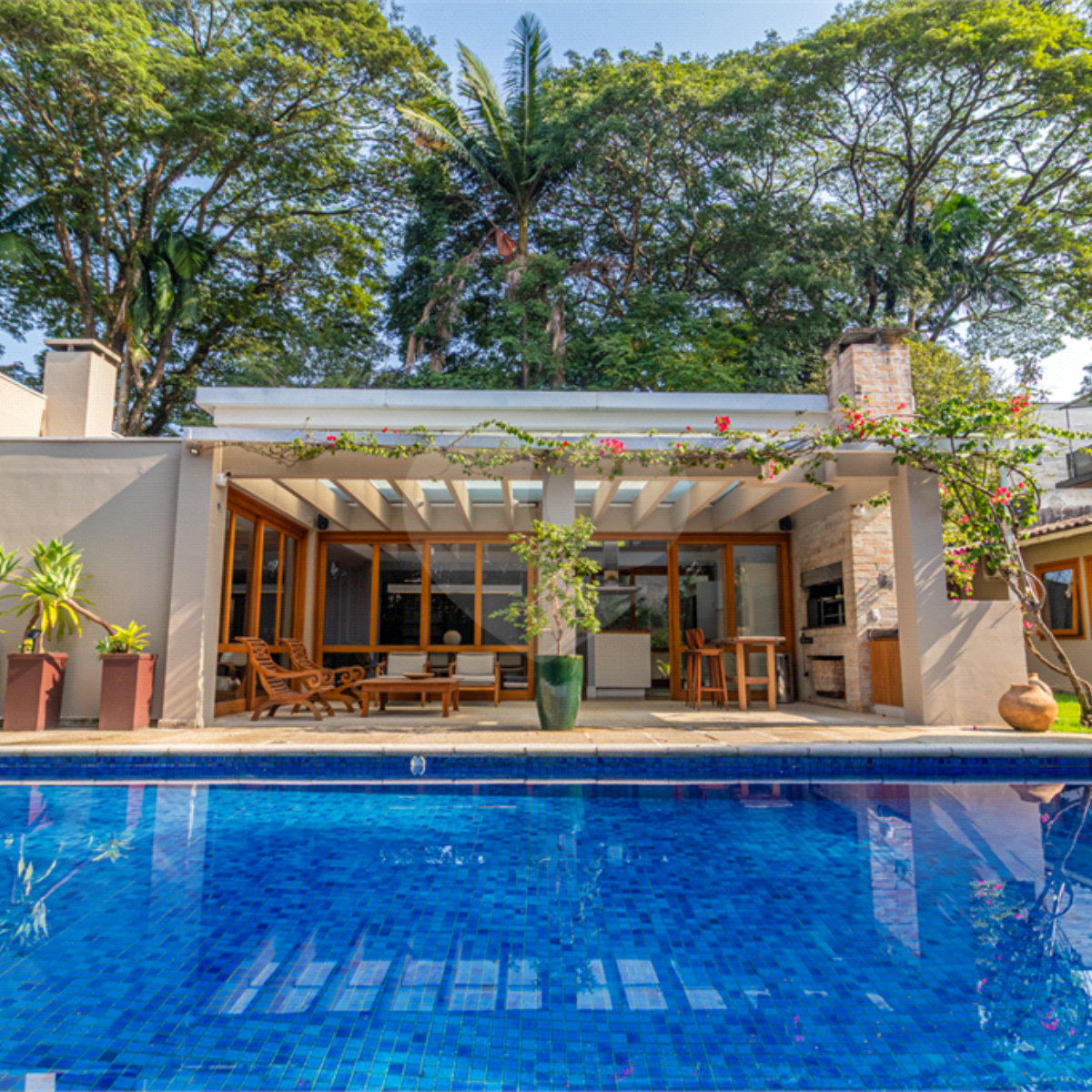 Casa à venda com 4 suítes em Campo Belo, São Paulo, SP