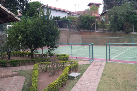 Casa à venda ou para alugar com 4 suítes no condomínio Residencial Vale das Laranjeiras, Indaiatuba - SP